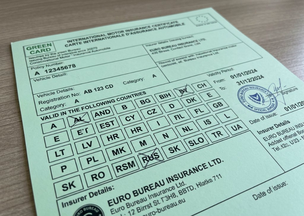 Green Card document showing the list of countries with TR code highlighted for Turkey coverage